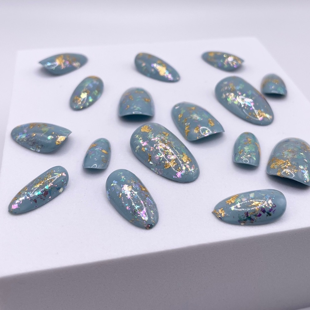Custom Press-on Nails perfect for occasion. New/Never Worn. Can ship immediately